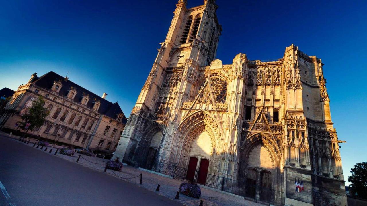 Le Chat De La Cathedrale - Calme - Jardin - Wifi Troyes Exterior foto